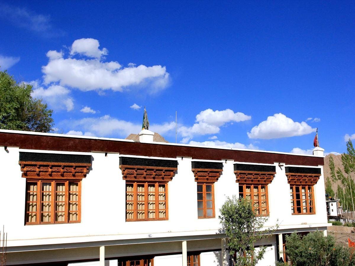 Hotel Mahay Palace Leh Exterior photo